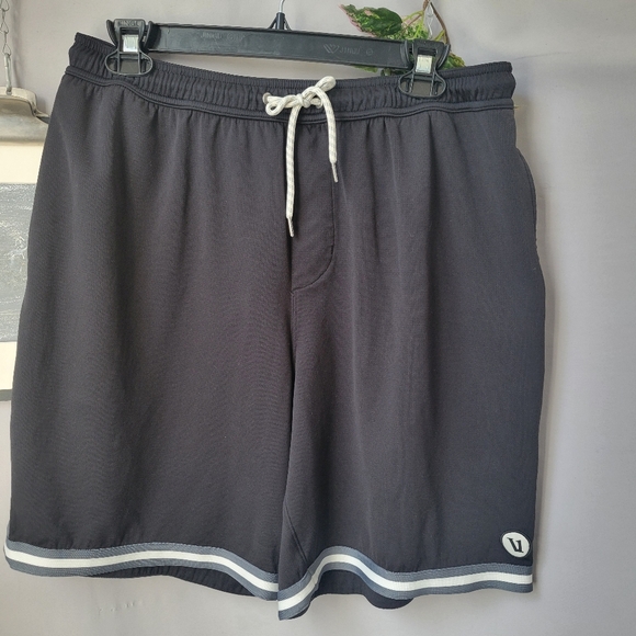 Vuori Other - Vuori Men's Zone Athletic Basketball Short XL